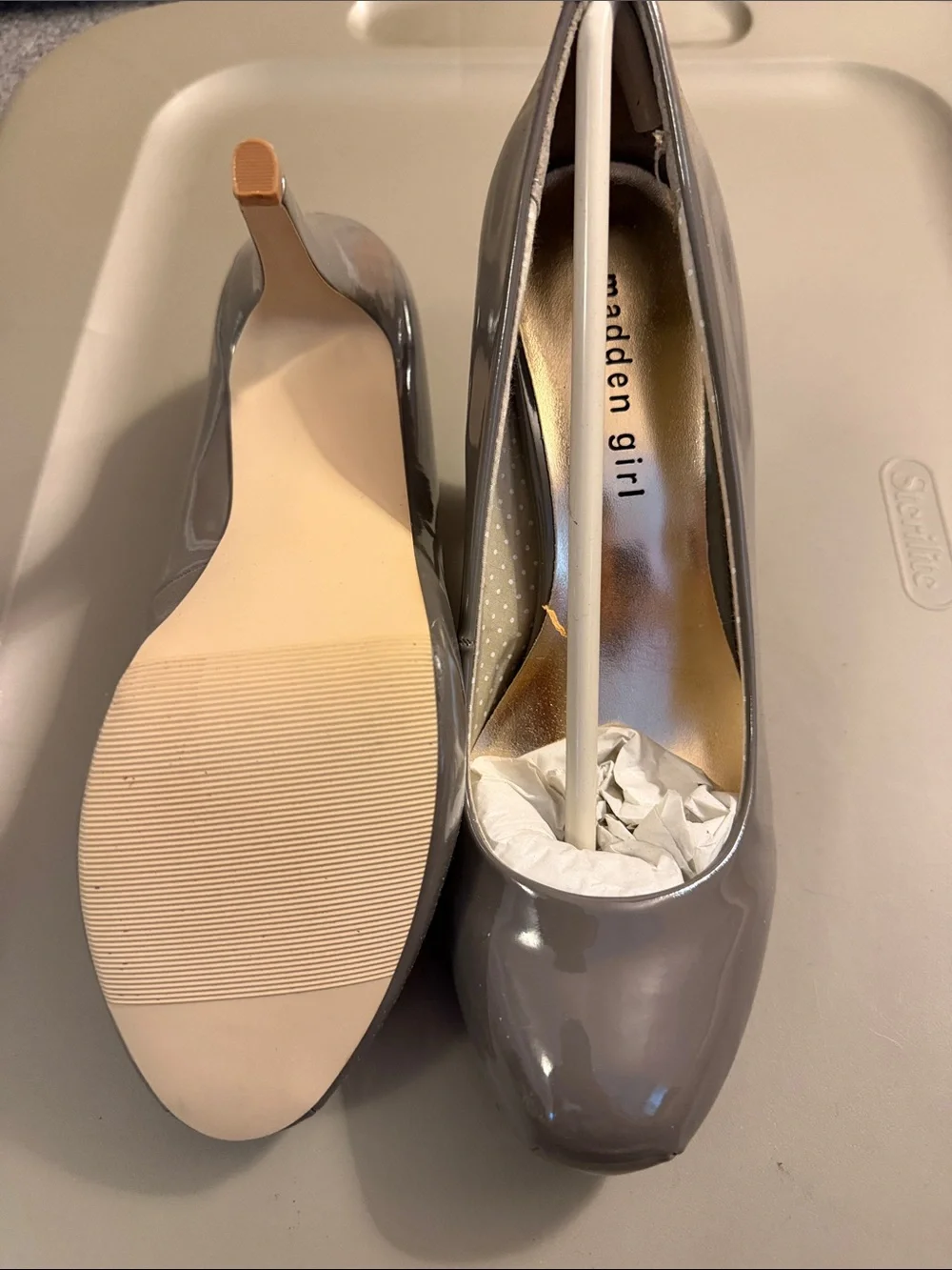 Madden Girl Glossy Gray Patent Mid-Heel Pumps